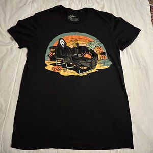 Scream / Ghostface On The Beach T-Shirt